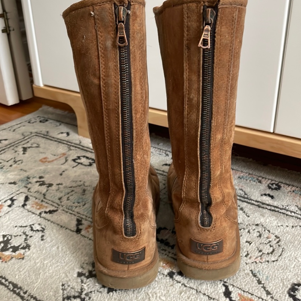 Great for the cold!These have been loved on but still decent condition.